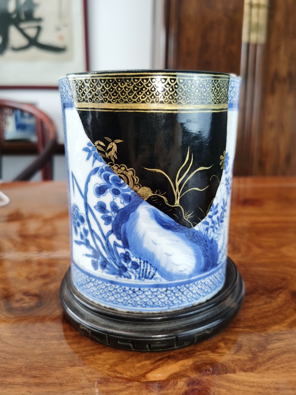 古玩陶瓷康熙青花筆筒拍賣(mài)，當(dāng)前價(jià)格7000元