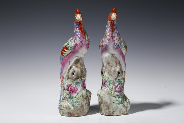 古玩陶瓷民國(guó)·粉彩鳳凰牡丹擺件一對(duì)拍賣，當(dāng)前價(jià)格2432元
