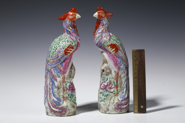 古玩陶瓷民國(guó)·粉彩鳳凰牡丹擺件一對(duì)拍賣，當(dāng)前價(jià)格2432元