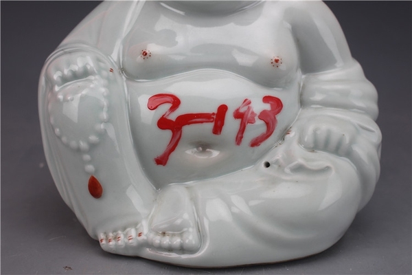 古玩陶瓷晚清彌勒佛瓷像拍賣，當前價格100元