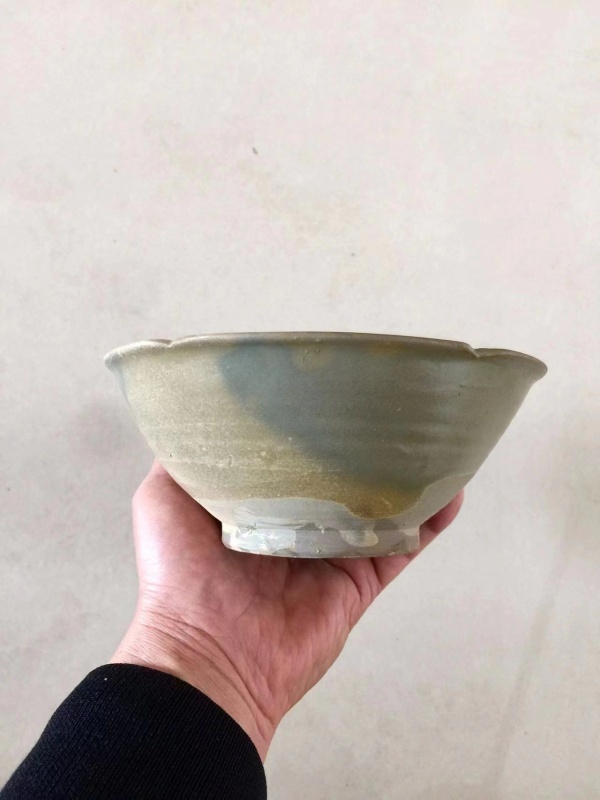 古玩陶瓷五代青釉碗拍卖，当前价格2580元