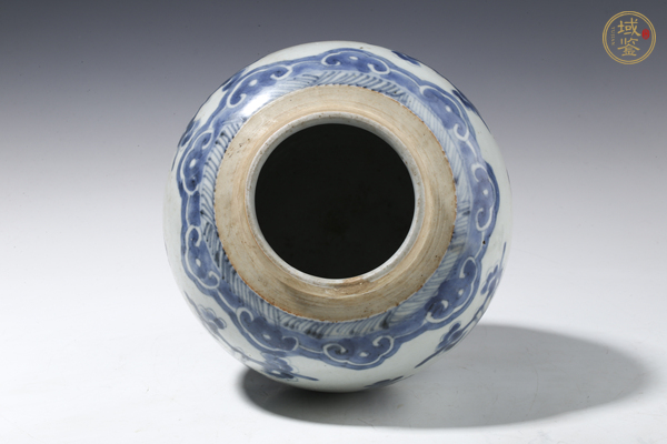 古玩陶瓷康熙·青花花間壽字紋罐真品鑒賞圖