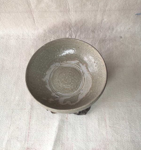 古玩陶瓷越窯青瓷弦紋淺碗拍賣，當前價格1380元