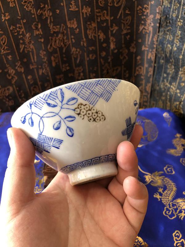 古玩陶瓷民國-葡萄紋茶盞拍賣,當(dāng)前價格200元
