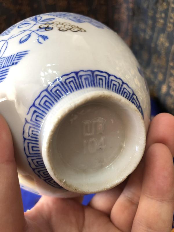 古玩陶瓷民國-葡萄紋茶盞拍賣,當(dāng)前價格200元