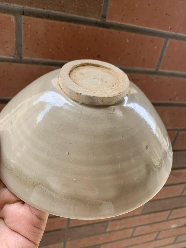 古玩轉賣青白釉篦劃云氣紋斗笠碗拍賣，當前價格0元