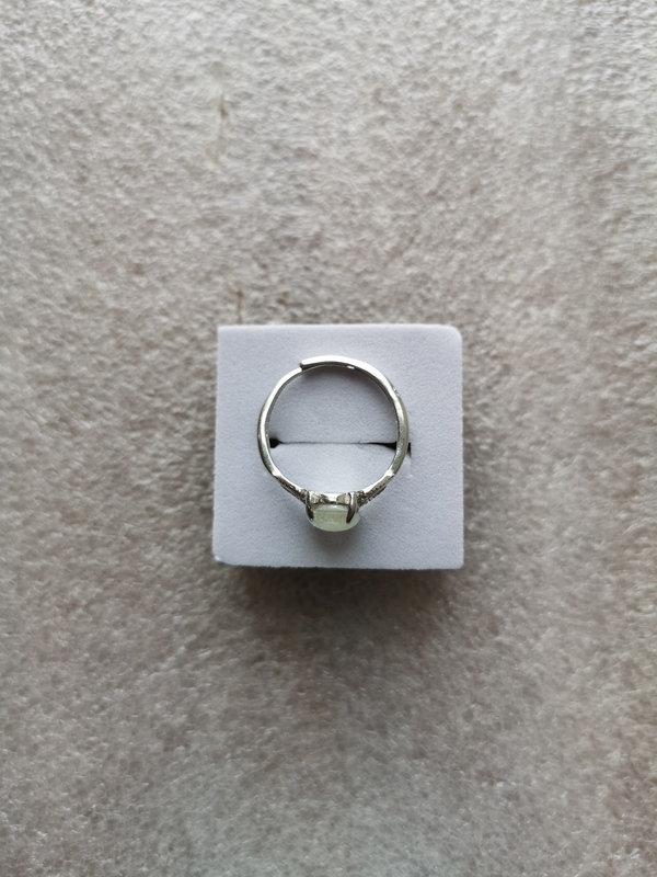 古玩玉器戒指拍賣,當(dāng)前價格150元