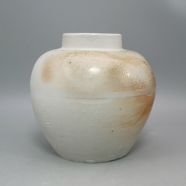 古玩陶瓷清代白釉罐拍賣，當(dāng)前價(jià)格1300元