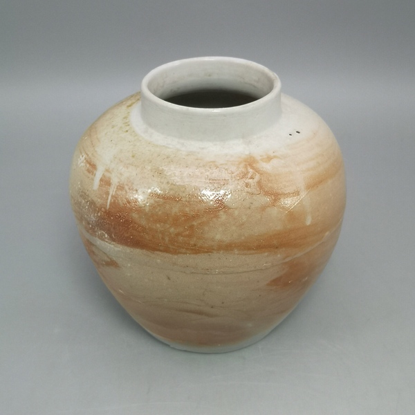 古玩陶瓷清代白釉罐拍賣，當(dāng)前價(jià)格1300元