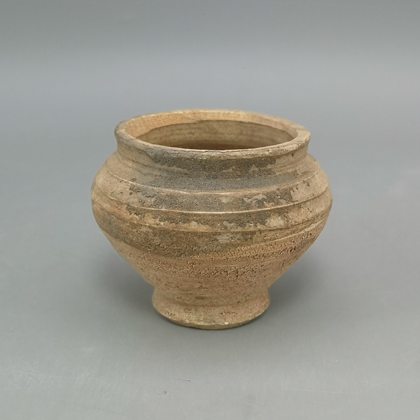 古玩陶瓷宋代醬釉罐拍賣,當(dāng)前價(jià)格680元