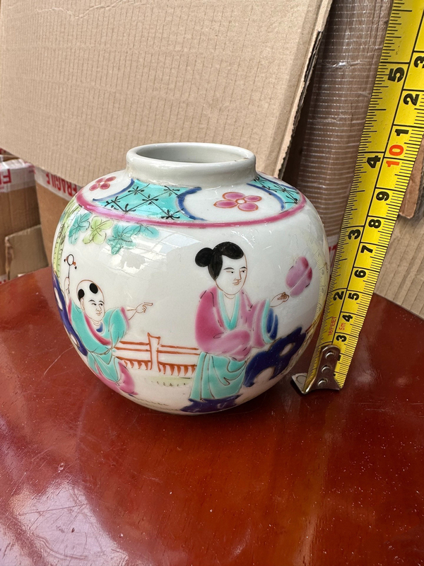 古玩陶瓷【已實物鑒定】一口價 全美品珍稀品種民國粉彩料彩三娘教子龍紋罐拍賣，當前價格888元