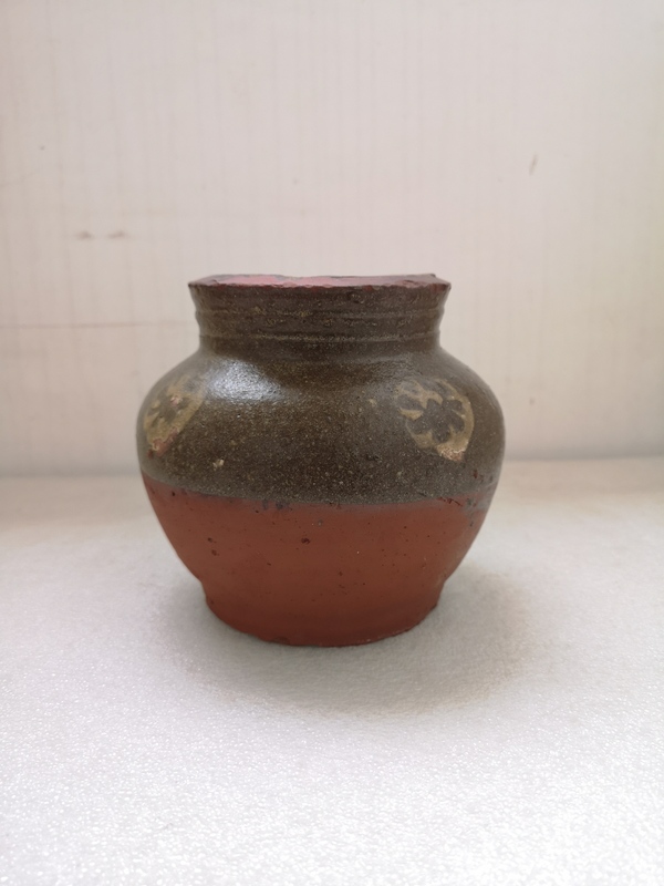 古玩陶瓷清代綠釉罐拍賣,當前價格580元