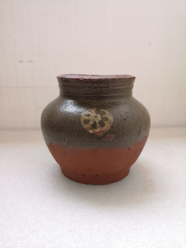 古玩陶瓷清代綠釉罐拍賣,當前價格580元
