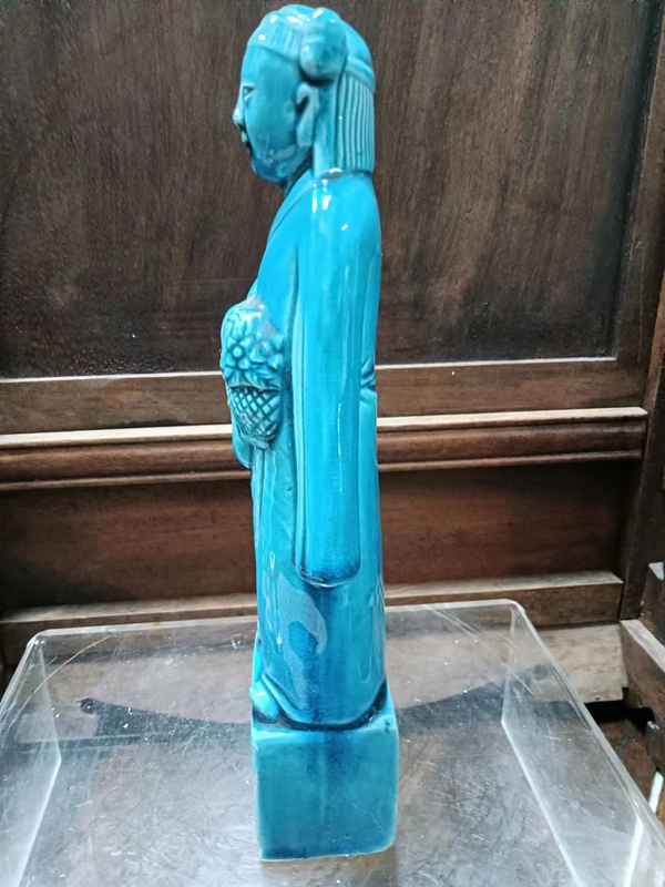 古玩陶瓷孔雀藍何仙姑瓷塑拍賣,當前價格2200元