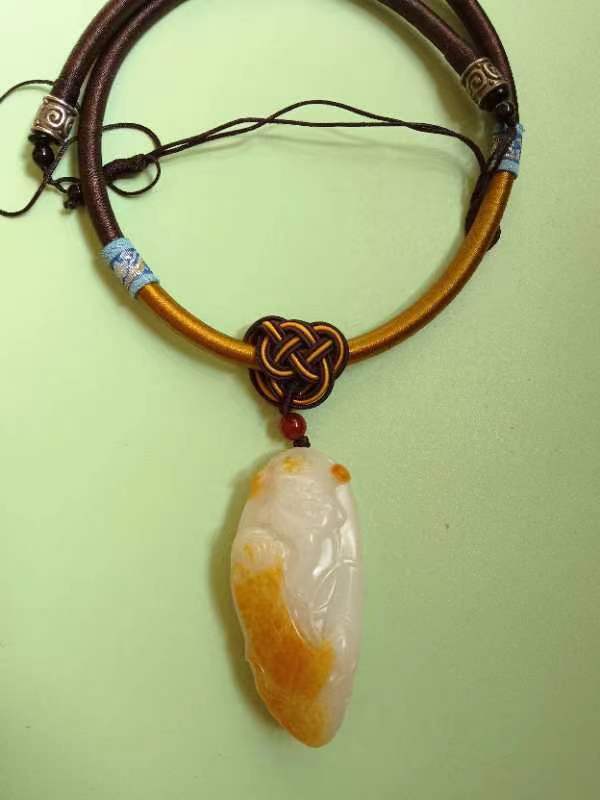 古玩玉器和田籽料帶皮財(cái)神拍賣,當(dāng)前價(jià)格140000元