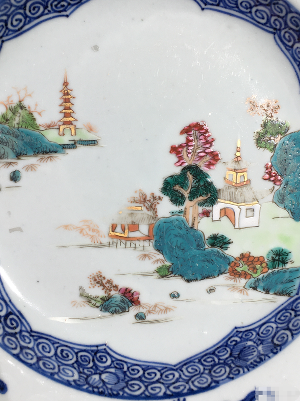 古玩陶瓷【同等中的極品】乾隆粉彩山水風(fēng)景亭臺樓閣紋飾花口大盤拍賣,當(dāng)前價格888元
