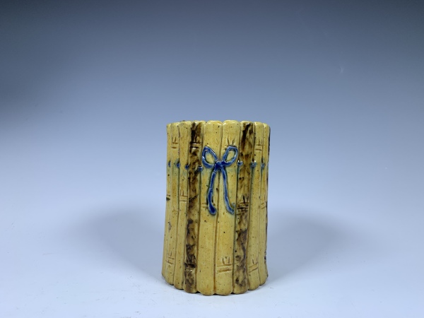古玩陶瓷晚清·黄釉竹节纹文房笔筒拍卖，当前价格3150元