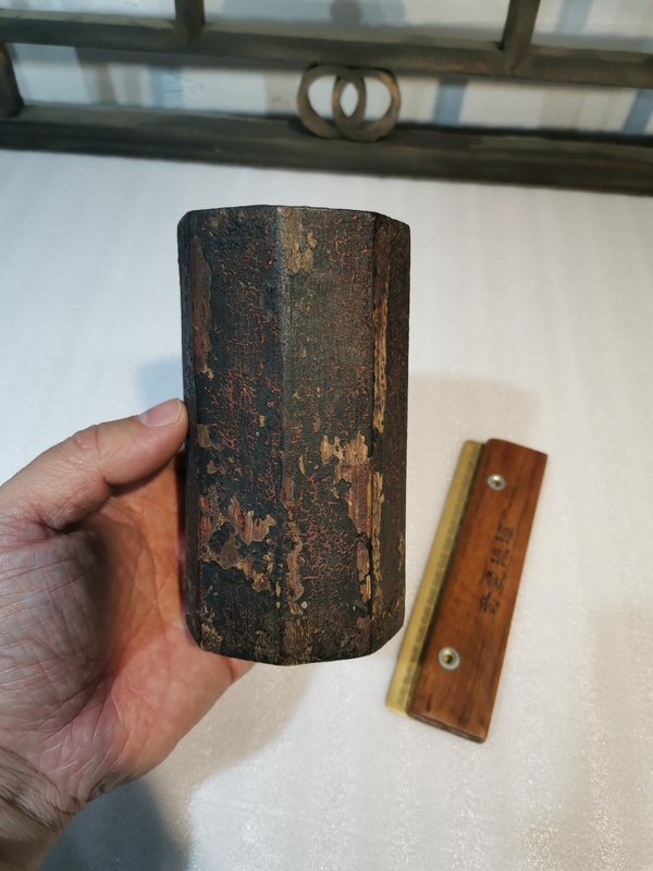 古玩转卖竹刻八方笔筒拍卖，当前价格2999元