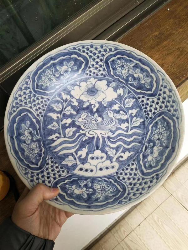 古玩陶瓷青花鳳穿花大盤拍賣,當前價格7000元