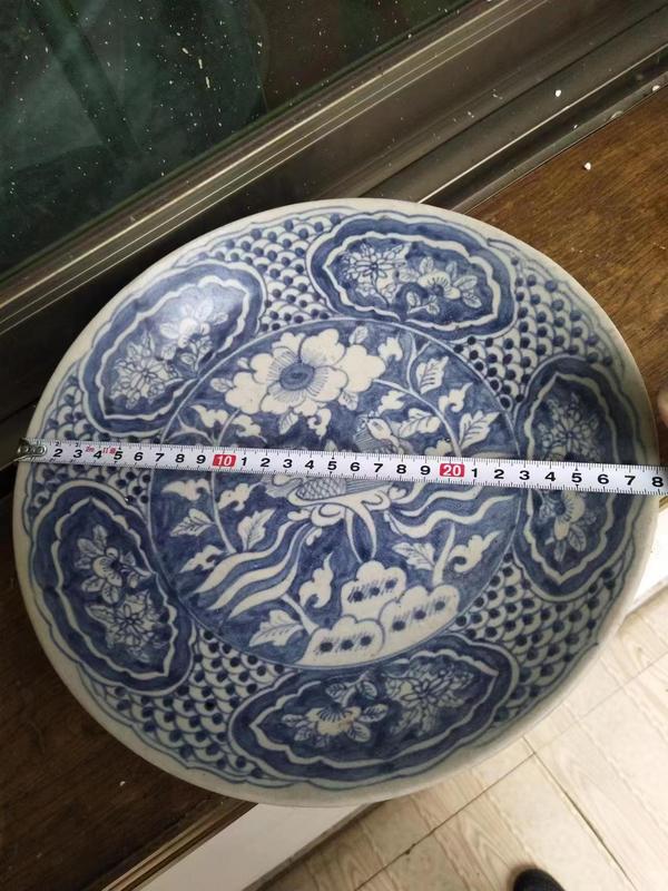 古玩陶瓷青花鳳穿花大盤拍賣，當(dāng)前價(jià)格7000元