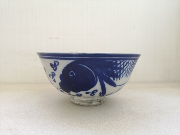 古玩陶瓷磁州窯魚藻紋碗拍賣,當前價格789元