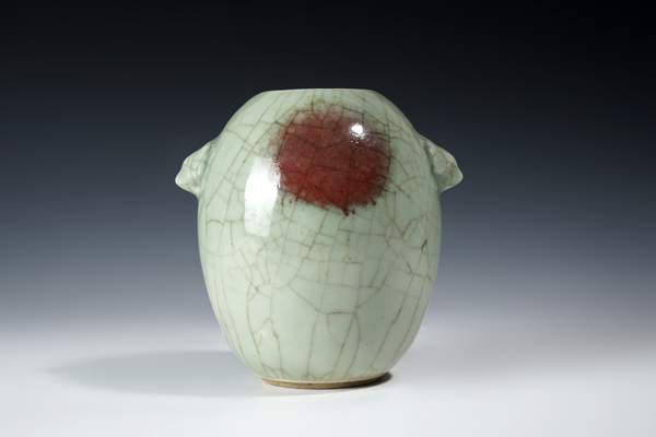 古玩轉(zhuǎn)賣青釉釉里紅獸耳罐拍賣，當(dāng)前價(jià)格3500元