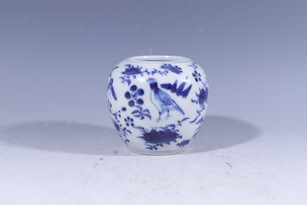 陶瓷晚清·青花花鸟纹水盂拍卖，当前价格576元