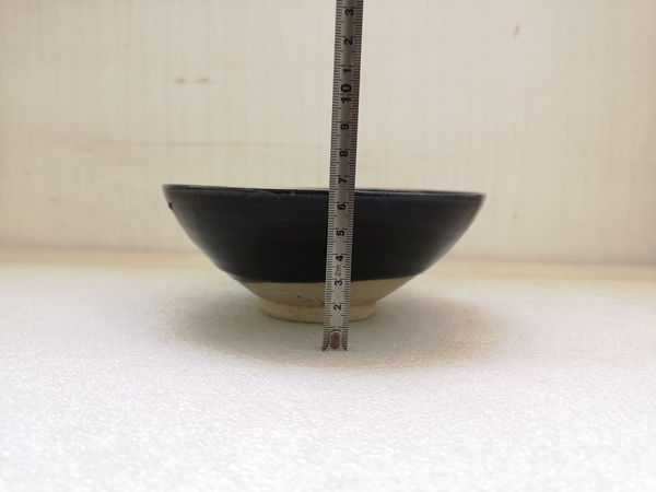 古玩陶瓷涩圈圈足叠烧工艺碗拍卖，当前价格500元