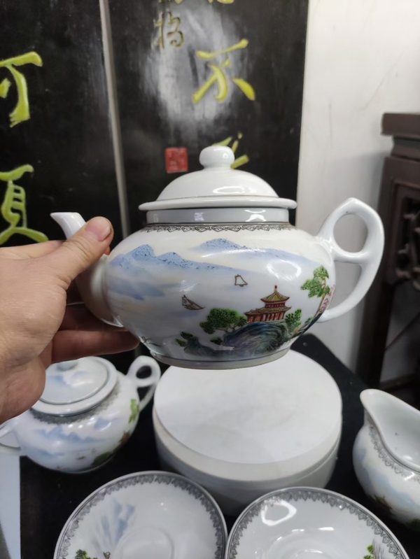 古玩陶瓷粉彩山水紋茶具一套拍賣，當前價格1488元