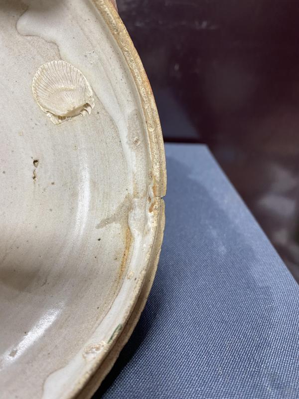 古玩陶瓷明紅綠彩開窗鳳紋粉盒拍賣,當前價格2980元