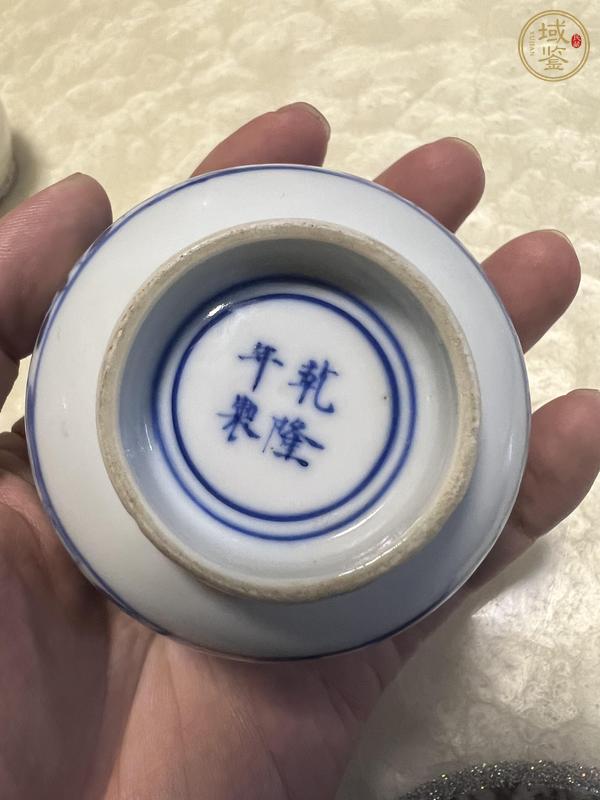 古玩陶瓷晚清青花杯真品鑒賞圖