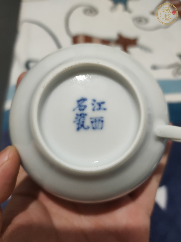 古玩陶瓷青花花卉圖案杯碟一套真品鑒賞圖