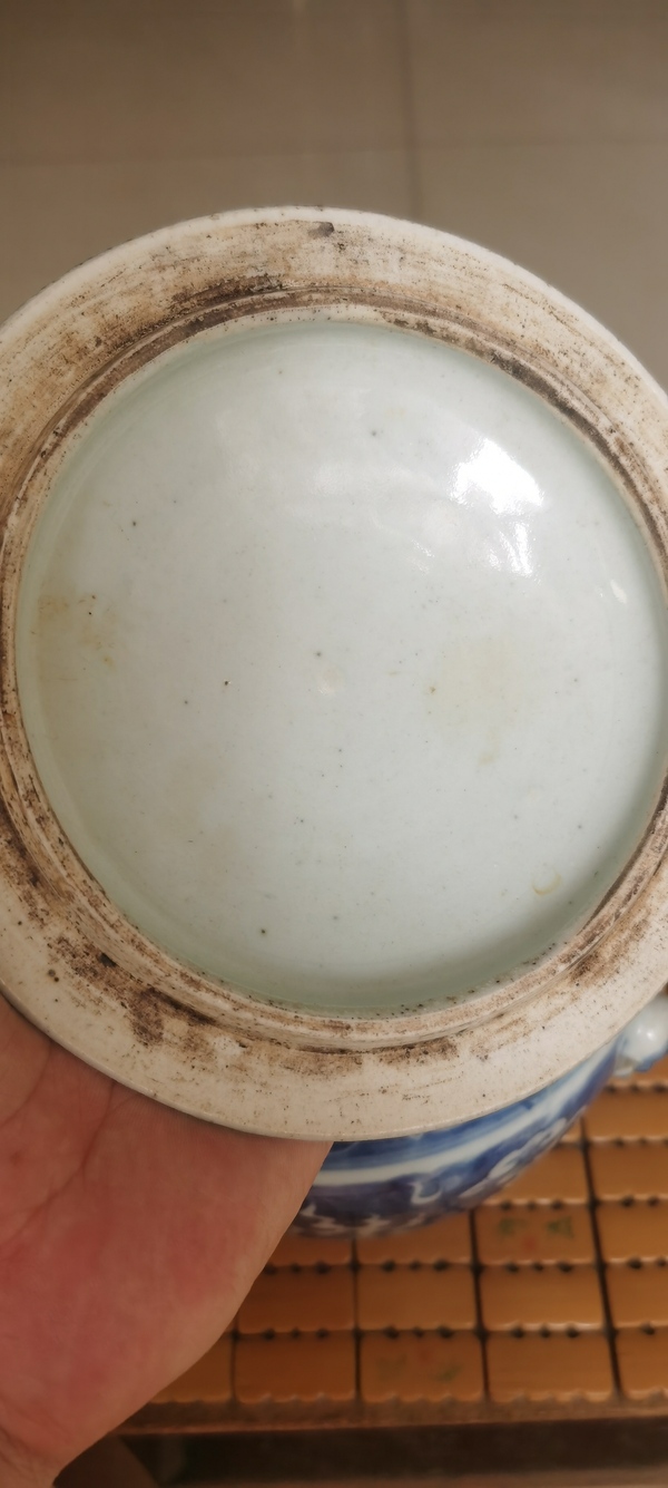 古玩陶瓷清中期龍紋四系粥罐拍賣,當前價格3800元