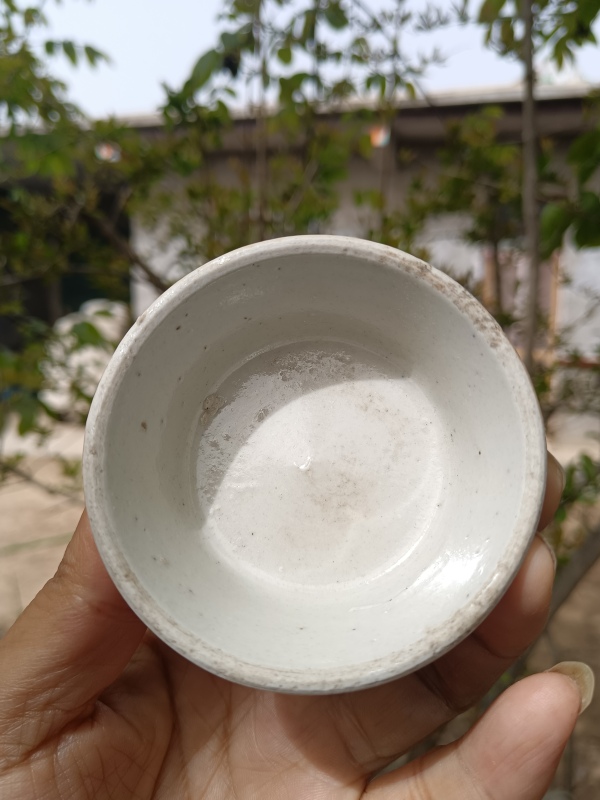 古玩陶瓷精美【明末清初】单色白釉杯拍卖，当前价格0元
