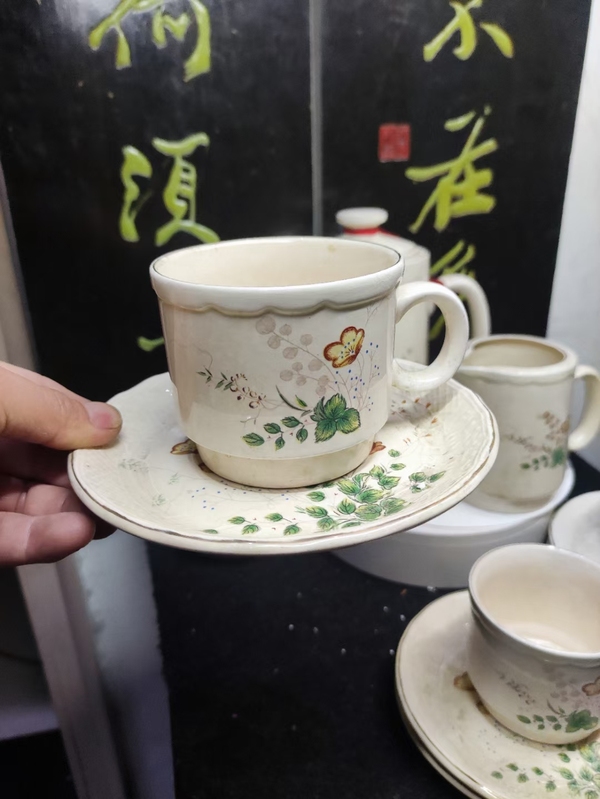 古玩陶瓷茶具一套拍賣，當前價格388元