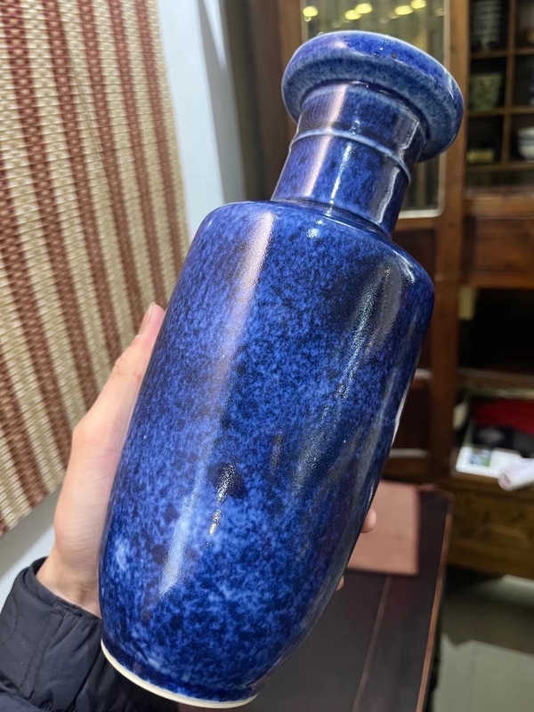 古玩陶瓷撒藍釉棒槌瓶拍賣,當前價格5000元