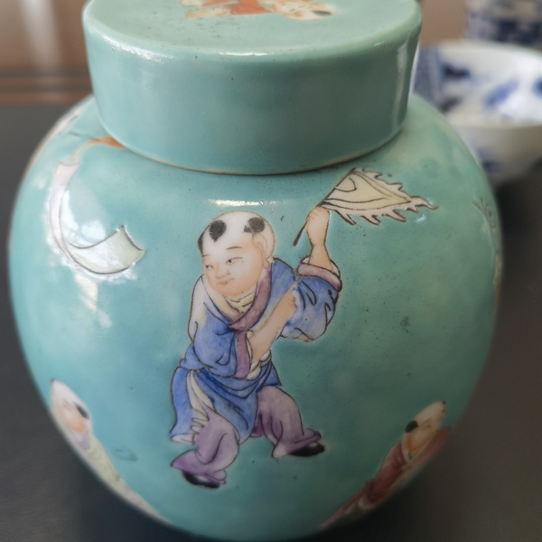 古玩陶瓷綠地粉彩茶葉罐拍賣，當前價格5000元