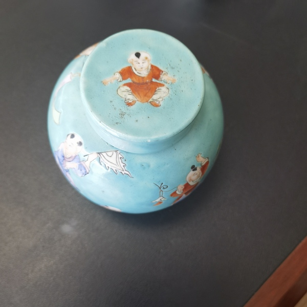 古玩陶瓷綠地粉彩茶葉罐拍賣，當前價格5000元