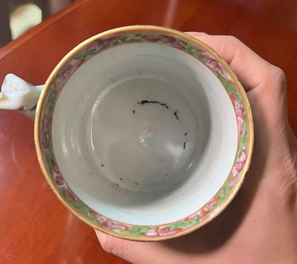 古玩陶瓷清晚期廣彩人物故事圖馬克杯拍賣,當前價格880元