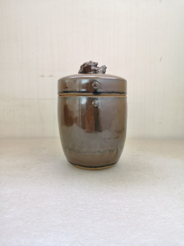 古玩陶瓷紫金釉兽扭盖罐拍卖，当前价格480元