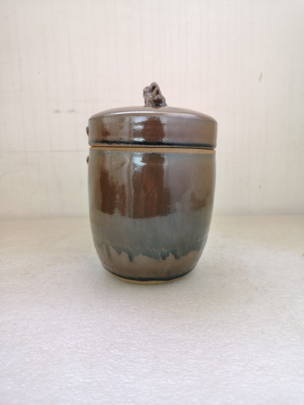 古玩陶瓷紫金釉獸扭蓋罐拍賣,當前價格678元