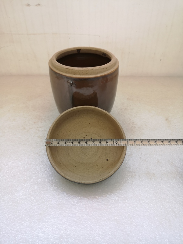 古玩陶瓷紫金釉獸扭蓋罐拍賣,當前價格678元