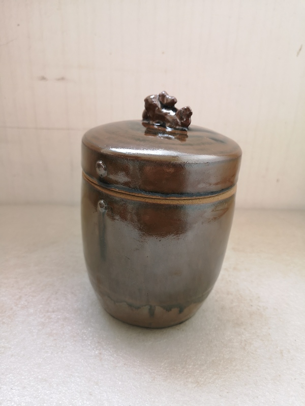 古玩陶瓷紫金釉獸扭蓋罐拍賣,當前價格678元