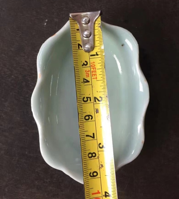 古玩陶瓷晚清民國冬青釉葵口洗拍賣,當前價格0元