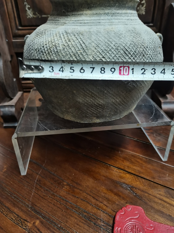 古玩陶瓷戰漢灰陶印紋雙系罐拍賣,當前價格3888元
