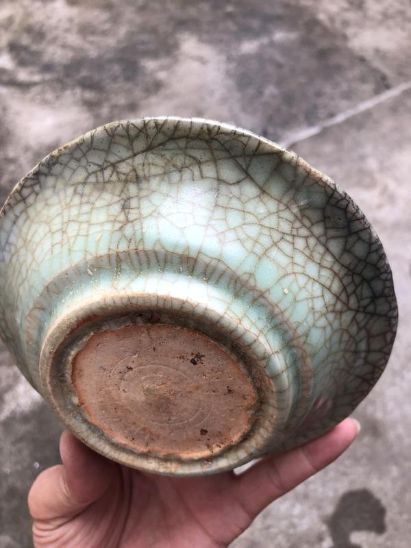 古玩陶瓷優(yōu)品龍泉窯帝皇綠翡翠玉化官釉盤拍賣，當(dāng)前價(jià)格380000元
