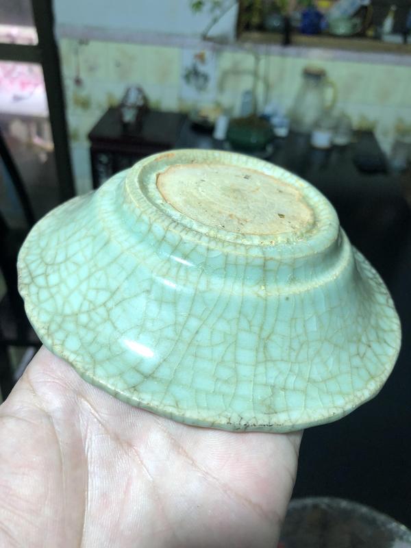 古玩陶瓷優(yōu)品龍泉窯帝皇綠翡翠玉化官釉盤拍賣，當(dāng)前價(jià)格380000元