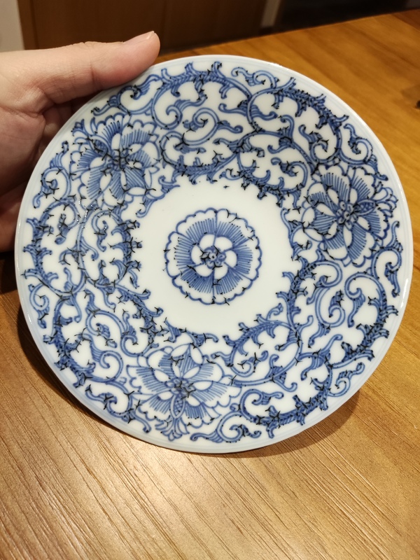 古玩轉(zhuǎn)賣青花纏枝花卉盤拍賣，當(dāng)前價(jià)格0元