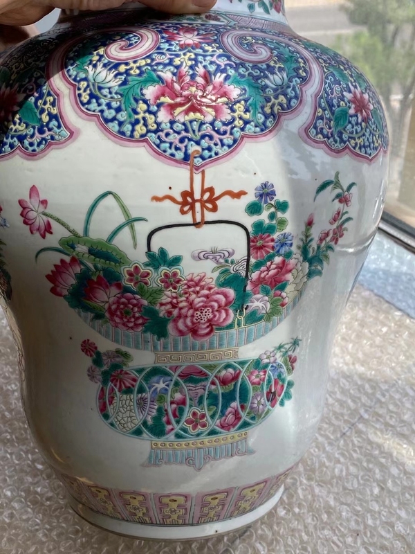 古玩陶瓷民國粉彩纏枝花卉紋罐拍賣,當前價格120000元