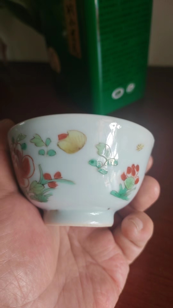 古玩陶瓷康熙傳統五彩花卉杯拍賣,當前價格12000元